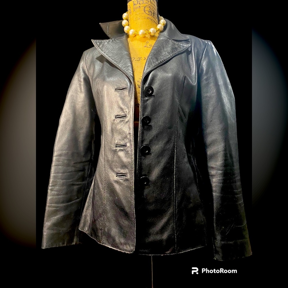 Wilson leather jacket preloved XS